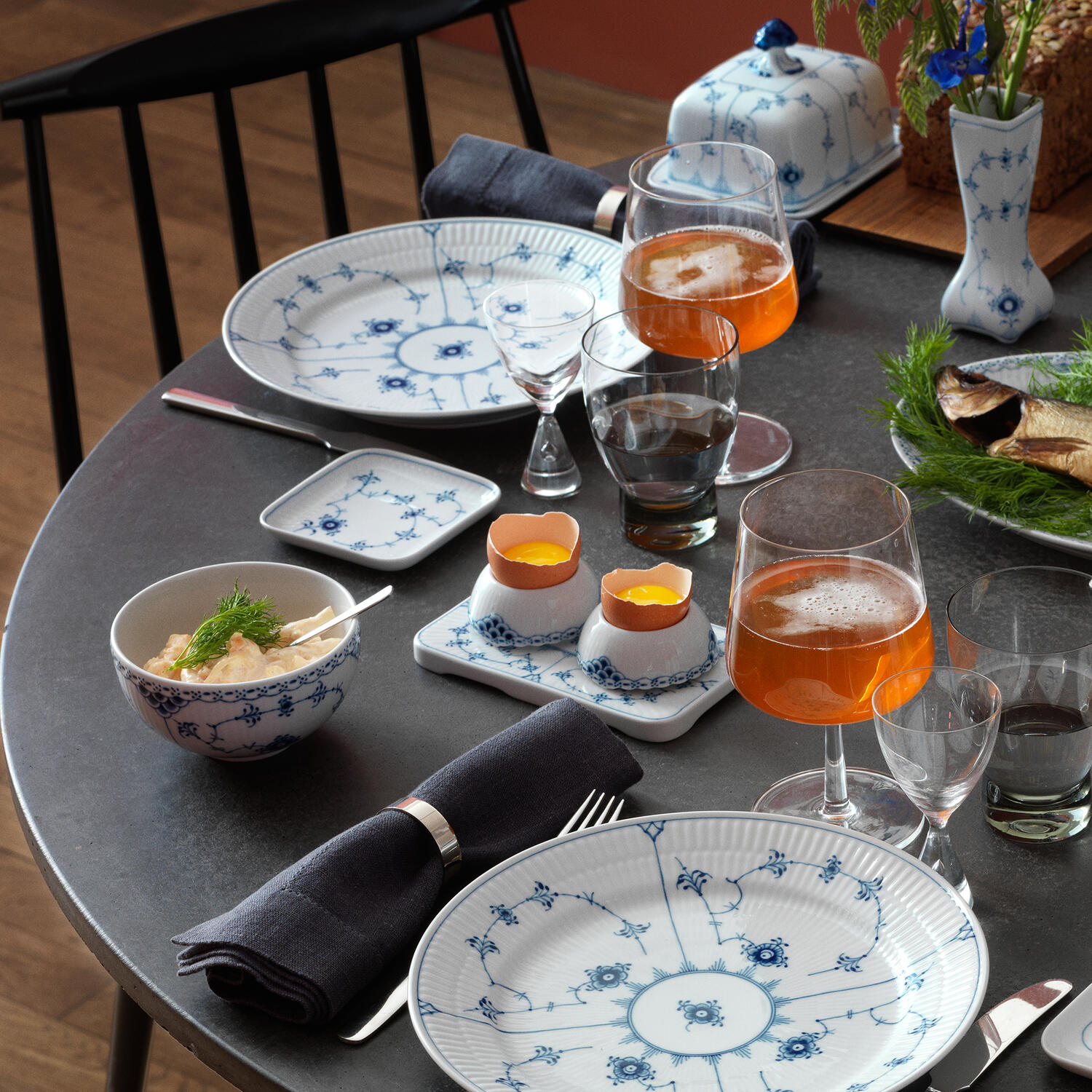 Royal Copenhagen Blue Fluted Plain Porcelain Dinnerware